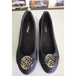 Forever Comfort Women's Legosa Medallion Slip-On Hidden Wedge -Size 8